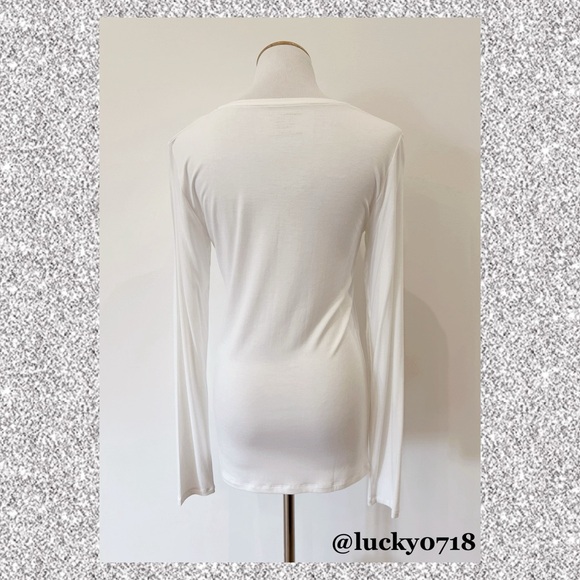 Majestic Filatures NWOT White V-Neck Long Sleeve Tee Sz 2 - Picture 6 of 8